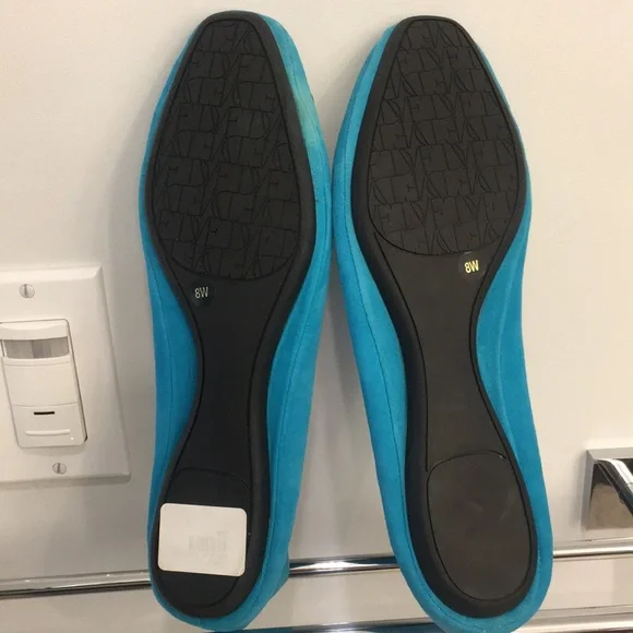 Diane Von Furstenberg suede shoes  size 8 - Picture 3 of 4